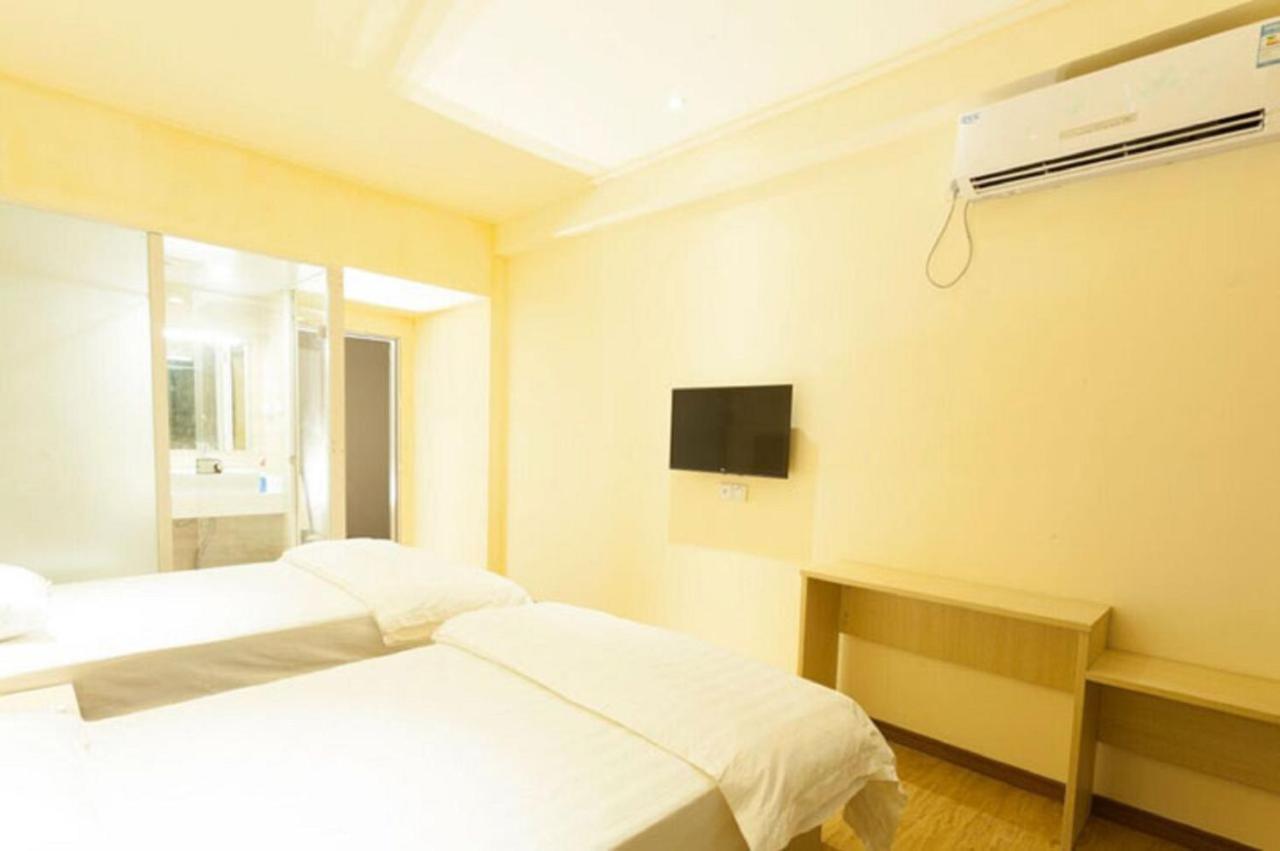 尼莫的家nemo'S Home Motel Koror Exterior photo